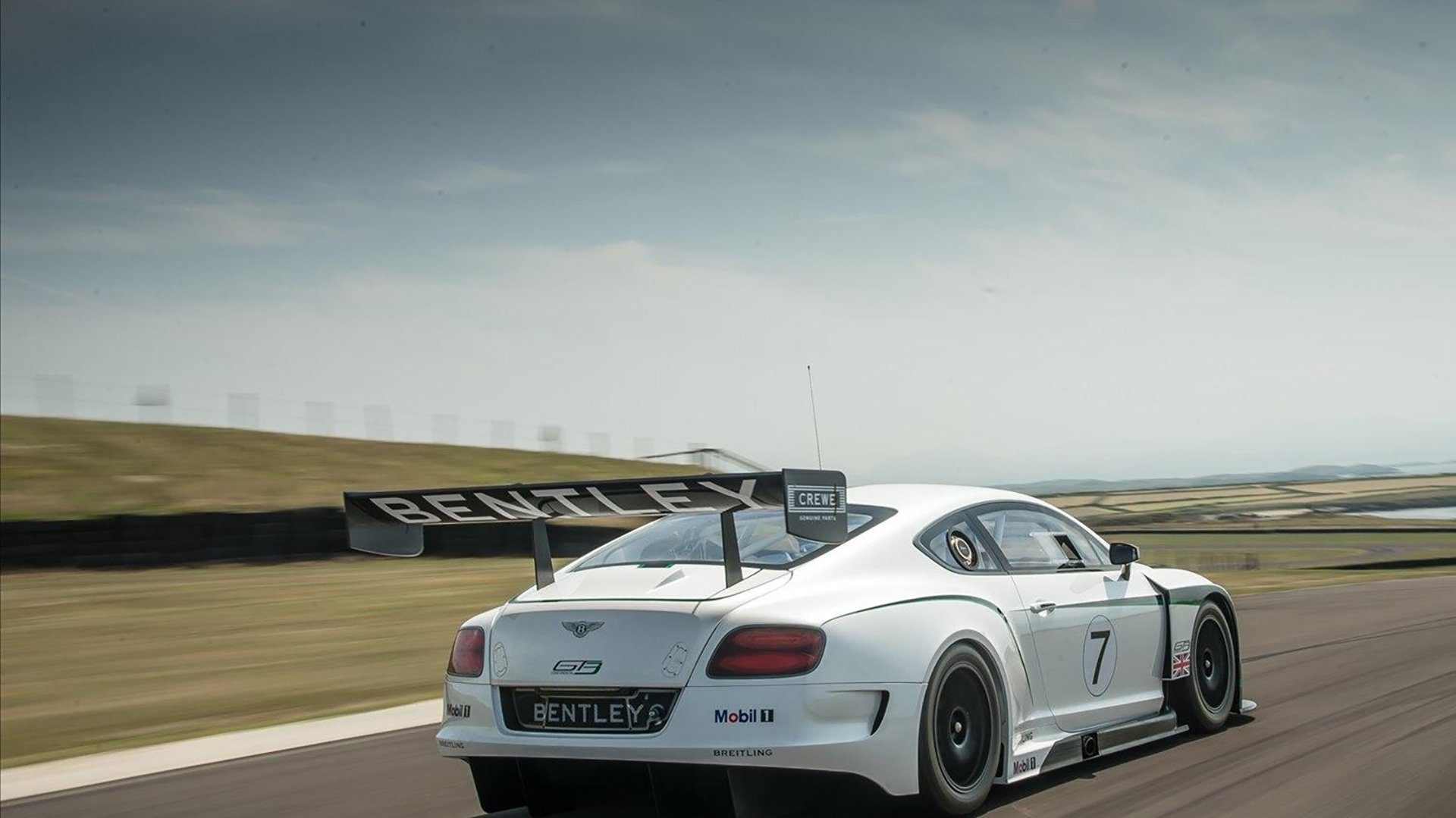 弗朗茨·巴图姆(Nicolas Batum)宣布参加巴黎奥运会,法国队巴图姆